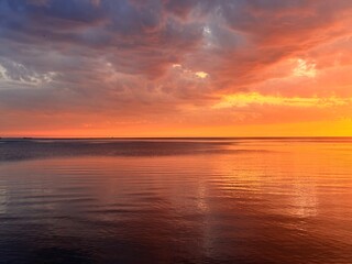 Fototapeta premium fantastic orange sunset at the sea