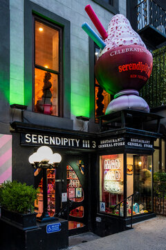 New York, NY - US - Jul 1, 2026 Serendipity 3, a legendary Upper East Side restaurant in NYC, famous for its Frfrozen Hot Chocolate and whimsical decor, featuring a giant inflatable sundae.