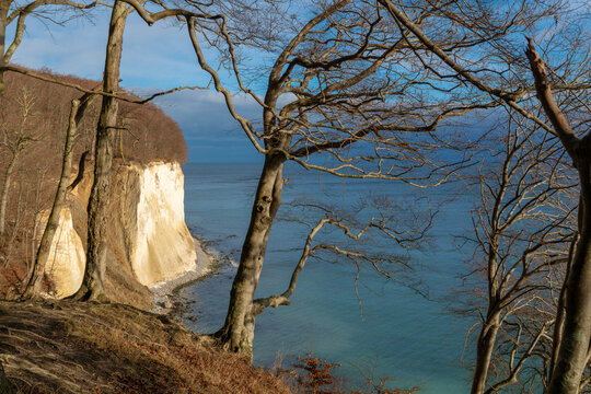 Chalk cliffs at Jasmund National Park on R&uuml;gen Island overlooking the Baltic Sea in winter