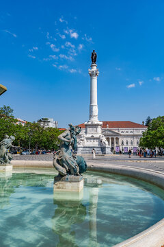 walking around the Portugese city of Lisbon