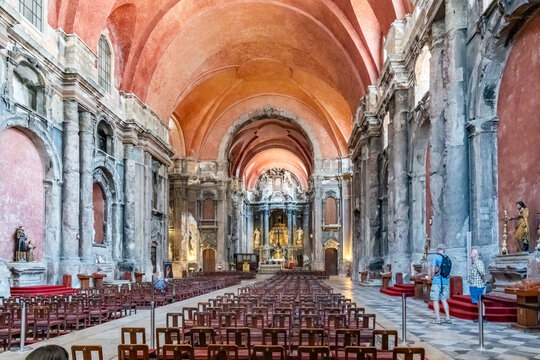 walking around the Portugese city of Lisbon