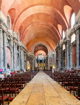 walking around the Portugese city of Lisbon