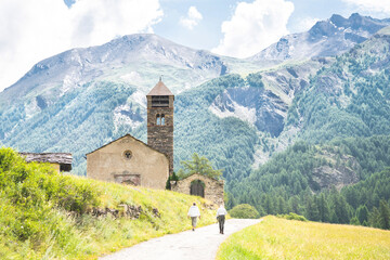 Église Saint-Antoine-du-Désert de Maurin church, Hameau de Maljasset, Saint Paul sur Ubaye, Haute, Alpes-de-Haute-Provence, France © pauline.mongarny