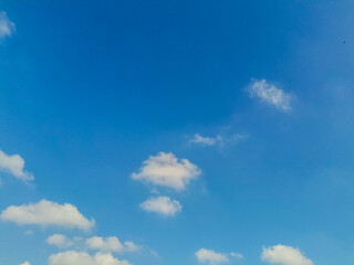 Naklejka premium blue sky with cloud.