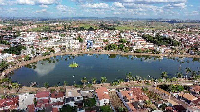 Imagens A&eacute;reas de Drone da Orla da Lagoa Formosa, Brasil
