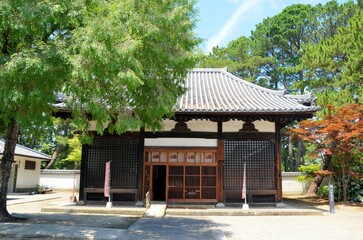 Fototapeta premium 鶴林寺 新薬師堂