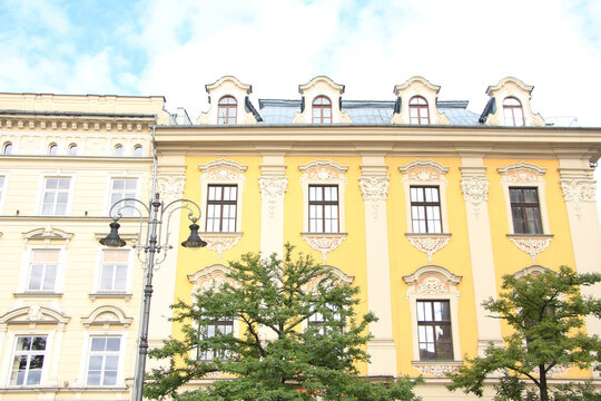 Beautiful Historical Buildings in Main Sqaure (Rynek Gł&oacute;wny), Krak&oacute;w, Poland