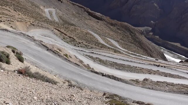 Gata Loops, Pani Baba - The Most Mysterious and 21 Hairpin Bends Road on the Leh&ndash;Manali Highway