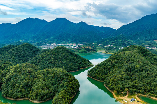lake and mountains, lake in mountains,Qiandao Lake