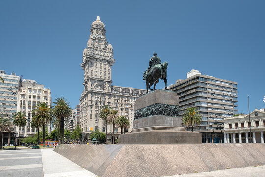 Architectural landscape of Independence Square in Montevideo, Uruguay