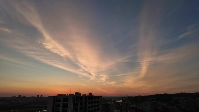 美しい朝の空