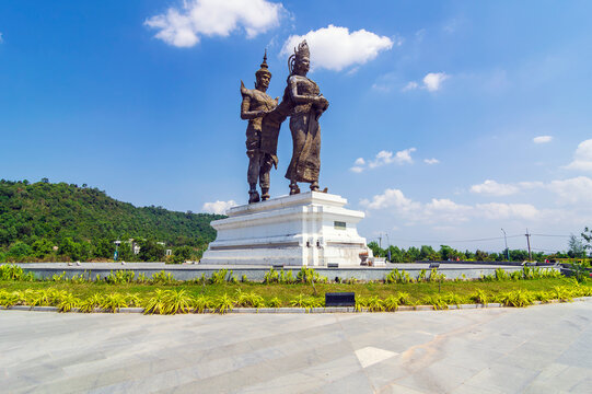 The Preah Thong and Neang Neak statue symbolises the birth of Khmer land, culture, traditions and civilisation of Cambodia. Located at the Bet Trang Commune in the city Prey Nob Distric,Sihanoukville