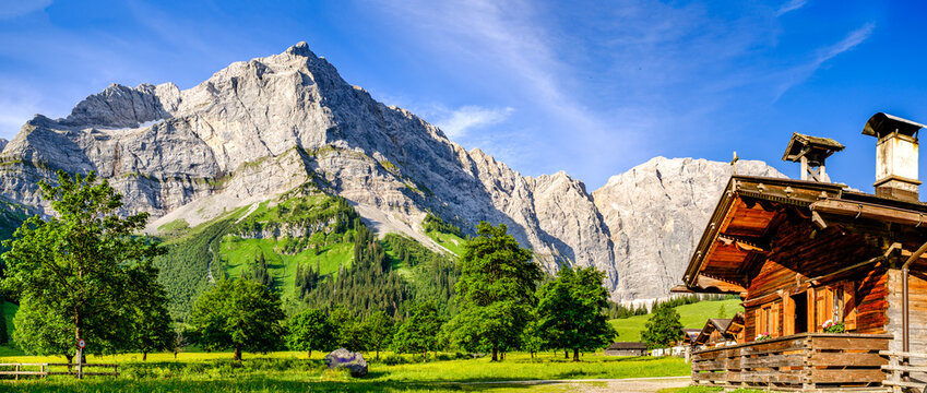 famous valley in austria - alpe eng