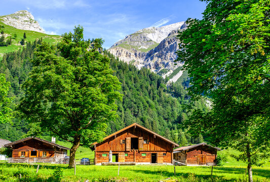 famous valley in austria - alpe eng