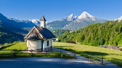 Kirchleitnkapelle mit Watzmann bei Berchtesgaden © ThomBal