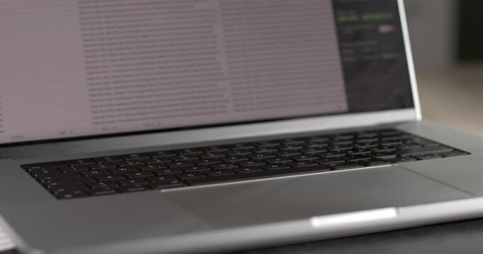 Capturing Productivity With a Laptop on a Minimalist Desk