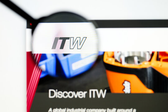 Milan, Italy 2026, 5 Jul Closeup of Illinois Tool Works ITW website page on a laptop screen. Focus on Illinois Tool Works ITW logo under a magnifying glass.