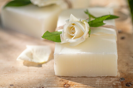 Ecological and aromatic rose soap wrapped in a string