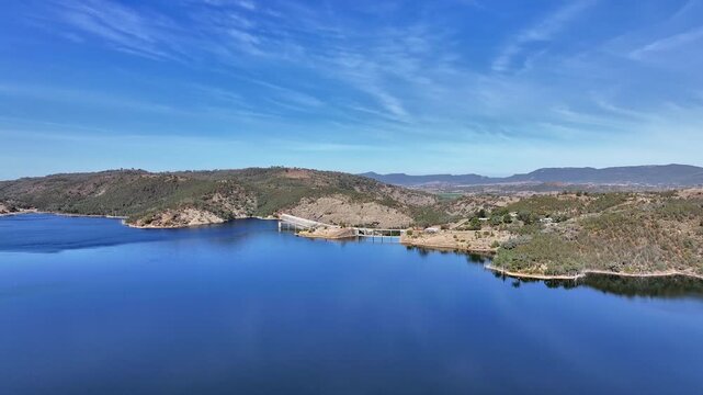 Spectacular aerial footage of Split Rock Dam NSW Australia