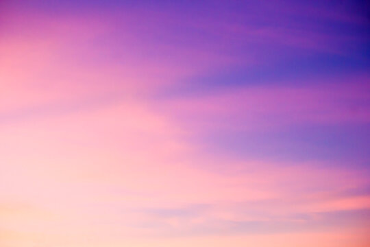 Vibrant Gradient Dusk Sky Background