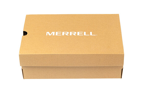 Merrell shoebox cardboard packaging brown eco friendly delivery