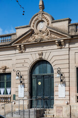 Fototapeta premium old building facade
