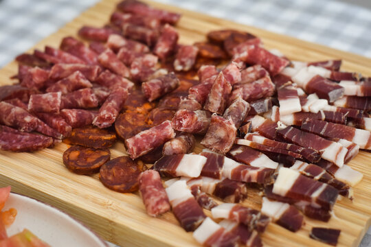 COMIDA DE APERTIVO Y PICOTEO CON AMIGOS