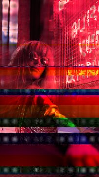 Vertical Glitch Transition 03