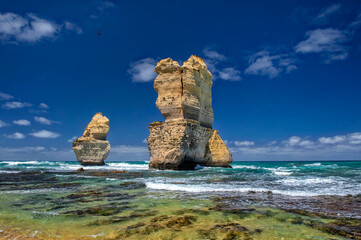 Fototapeta premium Australia. Twelve Apostles, Great Ocean Road. Ocean beach. Port Campbell National Park, Victoria. Summer travel and tourism