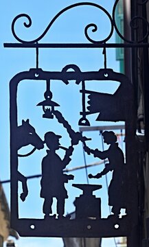 Insegna in ferro 