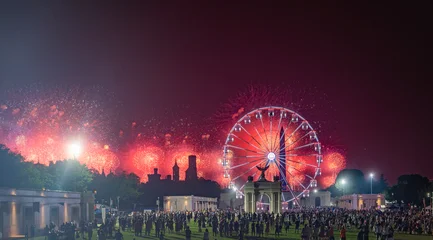 Independence Day fireworks near monument. American Independence Day patriotic celebration. National Independence Day ceremony in capital. Independence Day honors American freedom. © Volodymyr
