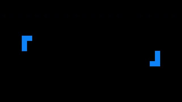 シンプルな真ん中の正方形が分裂して広がり、太くてワイドなカギ括弧のテキストスペースが現れるアニメーション　HD／4K・UHD(2160)　背景透過・アルファチャンネル(prores)　青・ブルー・水色・空色・スカイブルー・ライトブルー