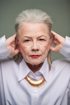 Elegant Senior Style