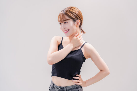 ストレッチをするアクティブな女性