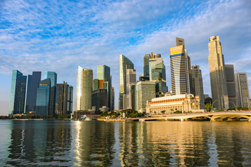 Fototapeta premium Singapore Central Business District seen from Marina bay in a morning.