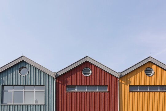 Germany, Warnemuende, row of three wooden houses