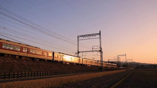 Kintetsu Railway Sunset Train &ndash; Zoom‑Out HD 60fps (No Audio)