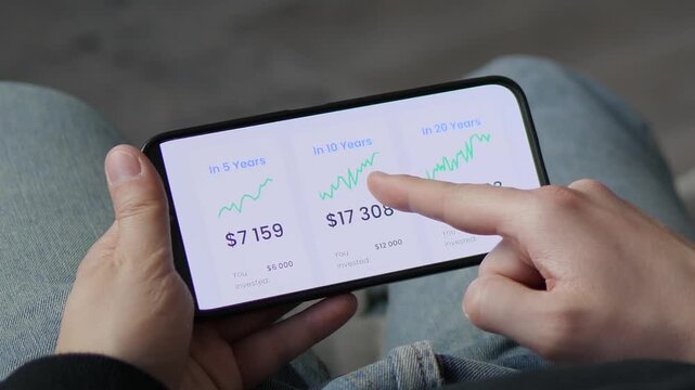 Mobile investment calculator showing compound growth. User taps a 10-year projection with a 17,308 USD return. Perfect for wealthtech apps, retirement planning, and long-term investment marketing.