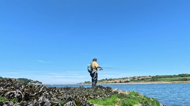 P&ecirc;che au lancer dans l'estuaire du Jaudy en Bretagne