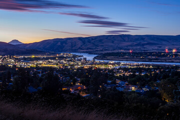 Wide view of The Dalles, Oregon, in twilight © Victoria Ditkovsky
