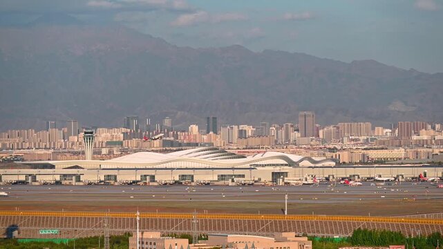 Time-lapse of Aircraft Takeoff, Landing, and Taxiing at Urumqi Tianshan International Airport, Xinjiang, China