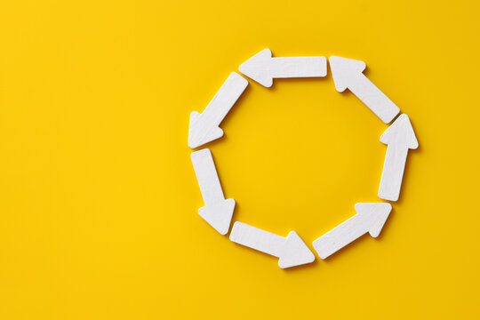 Circular arrow flow representing continuous business process and workflow