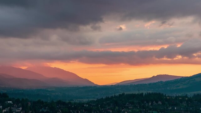 Summer Dusk Timelapse in Tatra Mountains - Zakopane, Poland