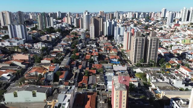 Vista aerea de drone da cidade de Santo Andr&eacute;, em S&atilde;o Paulo - Brasil