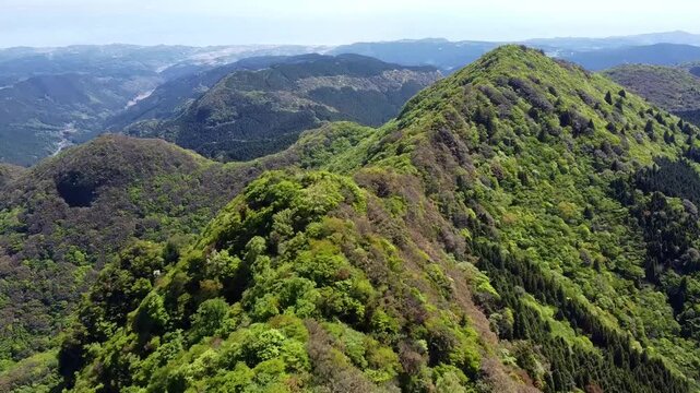 多良岳山頂と前岳（本多良）