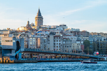 Obraz premium Horizontal photo of a city lanscape in the city of istanbul near the bosphorus.