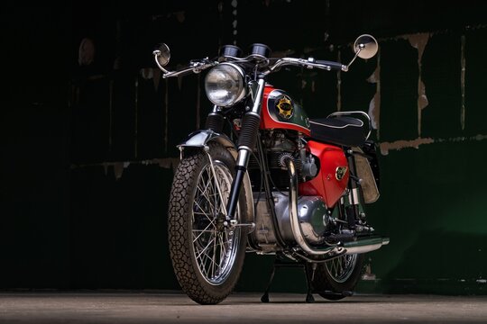 Phoenix, AZ, USA
July 6, 2026
1963 BSA Twinstar