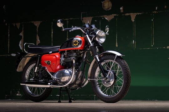 Phoenix, AZ, USA
July 6, 2026
1963 BSA Twinstar