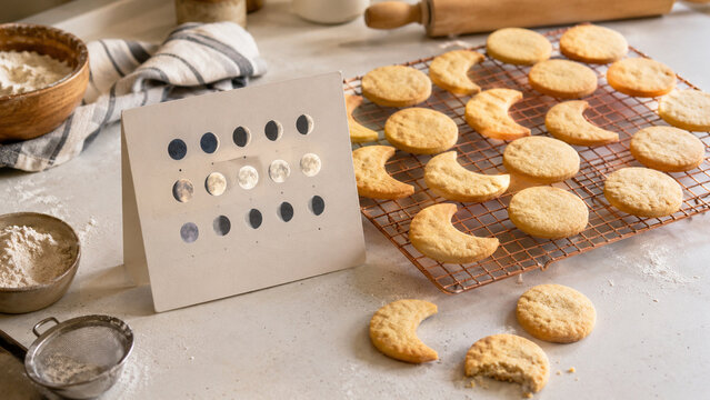Lunar Calendar and Moon Cookies