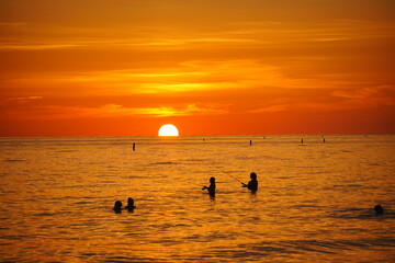 Fototapeta premium St Petersburg, Florida, USA: 07 03 2026: The landscape of saint Petersburg Madeira Beach in Florida at sun set